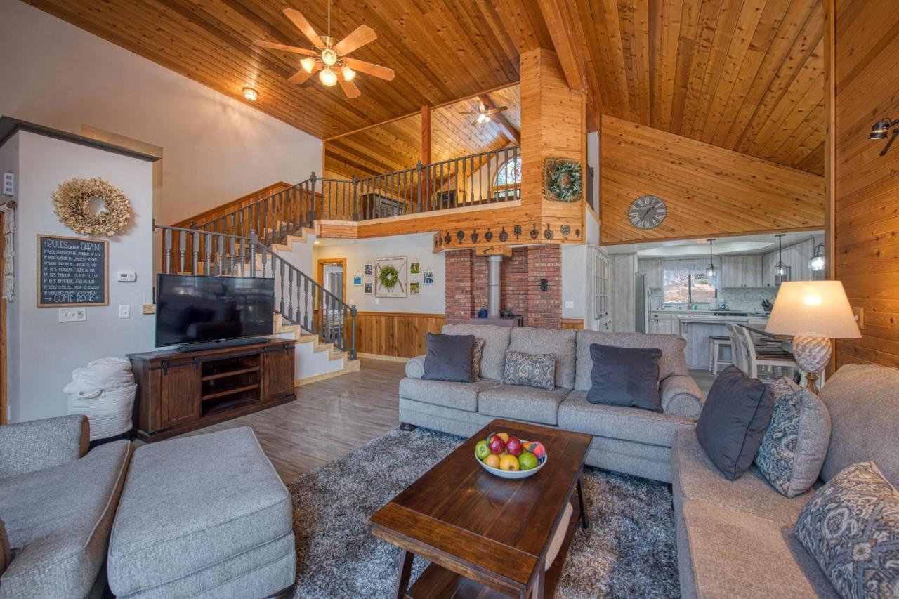 Apple Blossom Lodge Shaver Lake Exterior photo