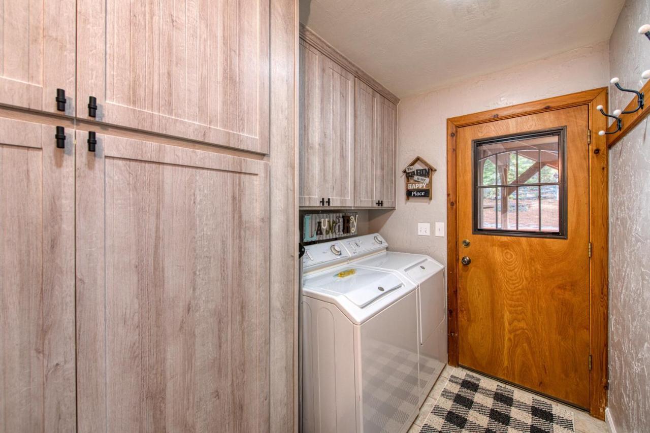 Apple Blossom Lodge Shaver Lake Exterior photo